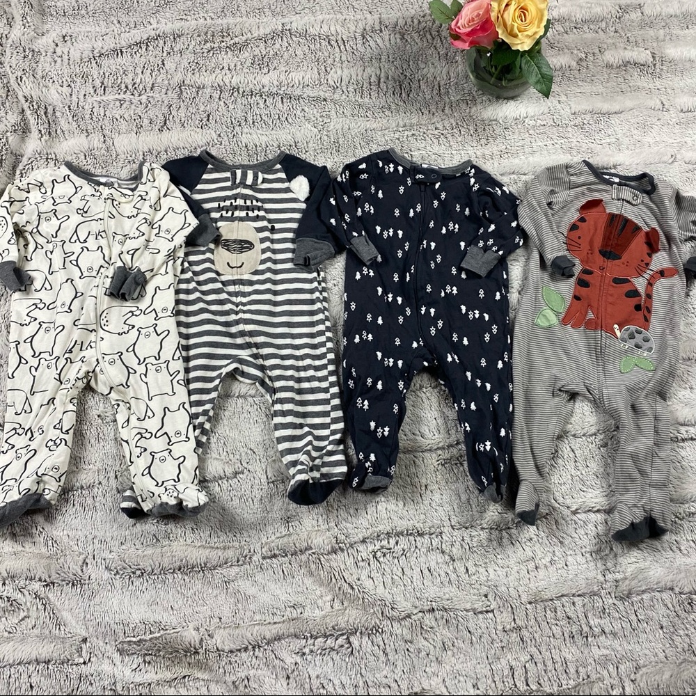 EUC Baby Boys Carter’s Sleepers Sz 3-6 Months